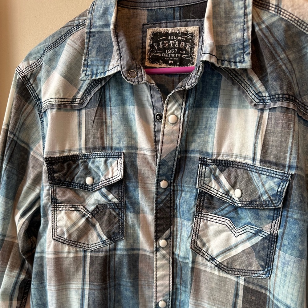 BKE Shirt - Picture 4 of 7